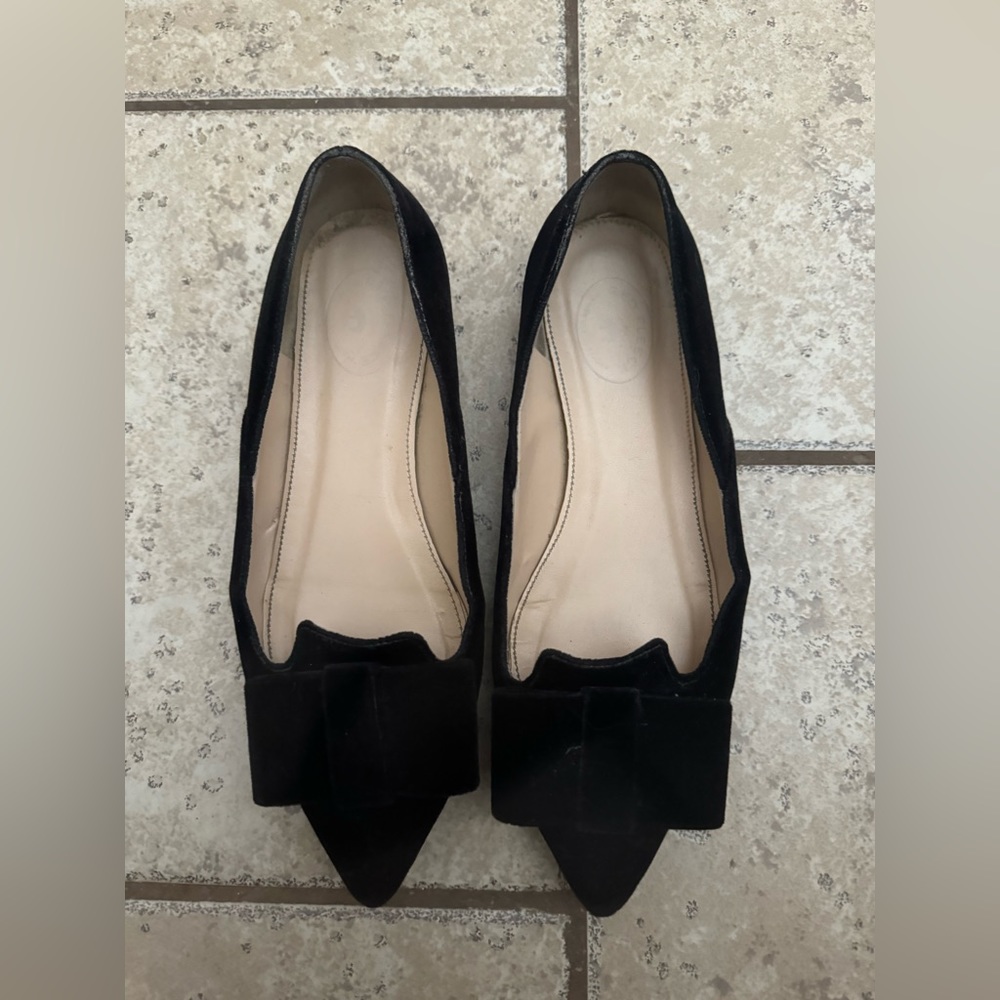 Brooks Brother black flats